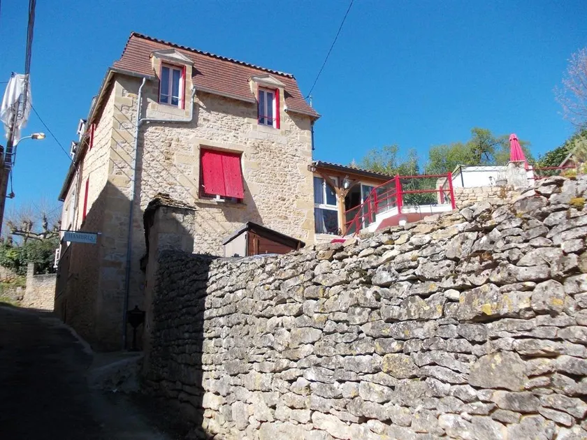 Au Soleil Levant Homestay - Image 1