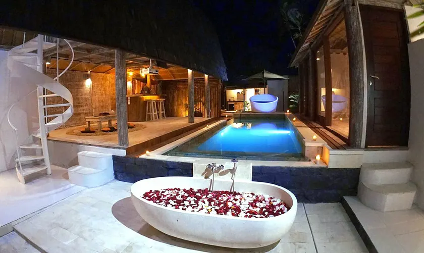 PROMO! Private Vacation Rentals Villa, Pool & Jacuzzi 4Bedrooms - Image 1