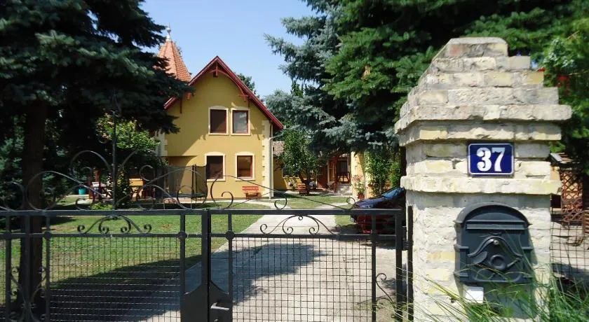 Prenoćište Vila Stara Breza - Image 1
