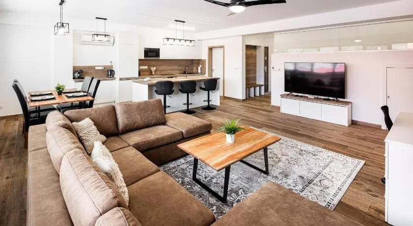 City Center Gallery Apartment - Image 1