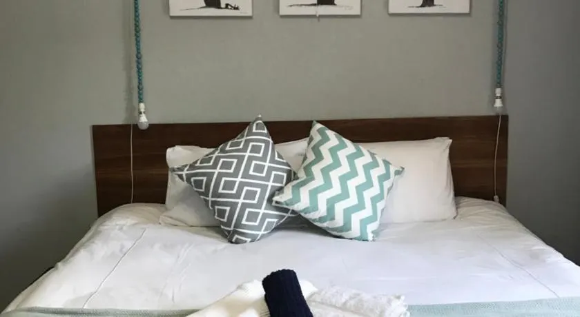 Celtis Lane Guest House - Image 1