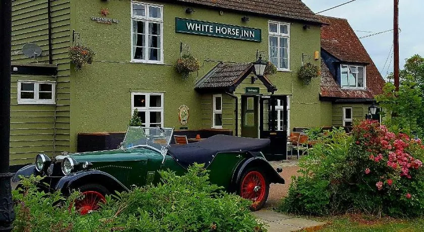 The White Horse Inn - Image 1