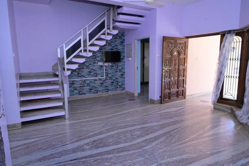 ST Stays -The perfect and comfort STAY IN NGL - Image 1