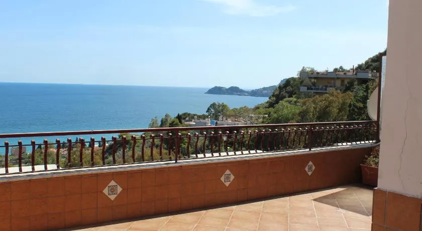 CasaLella - Image 1