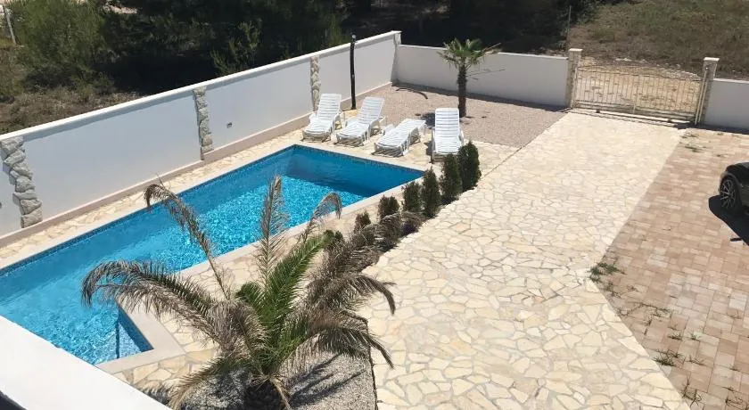 Villa Santa Barbara - Image 1