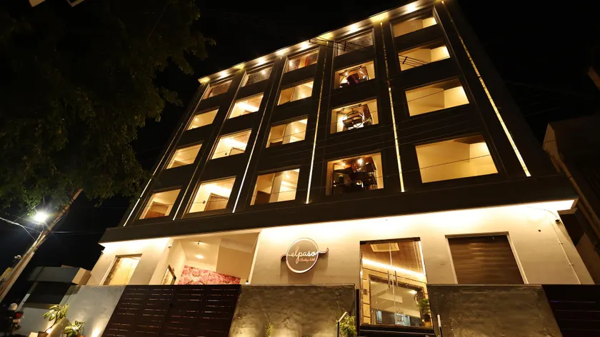 Hotel Elpaso - Image 1