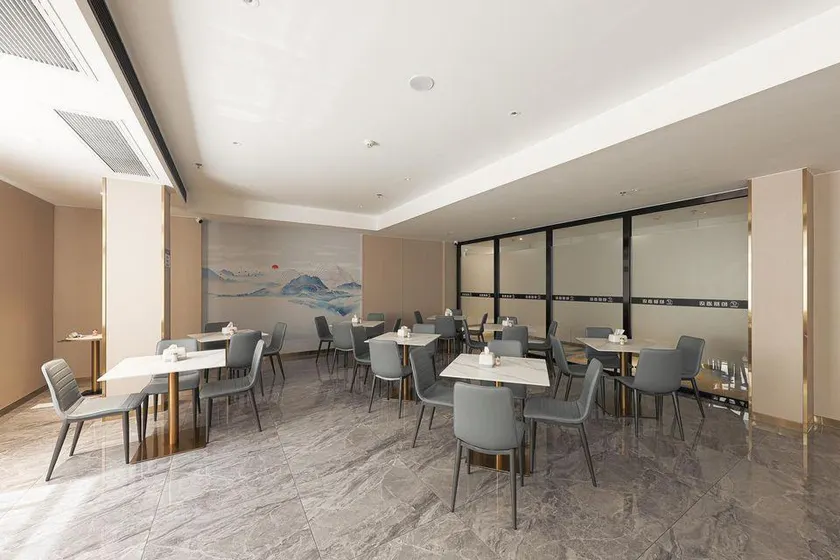 Jiangmen ParkLane Hotel (Xiangshan Park Xinqiao Branch) - Image 1