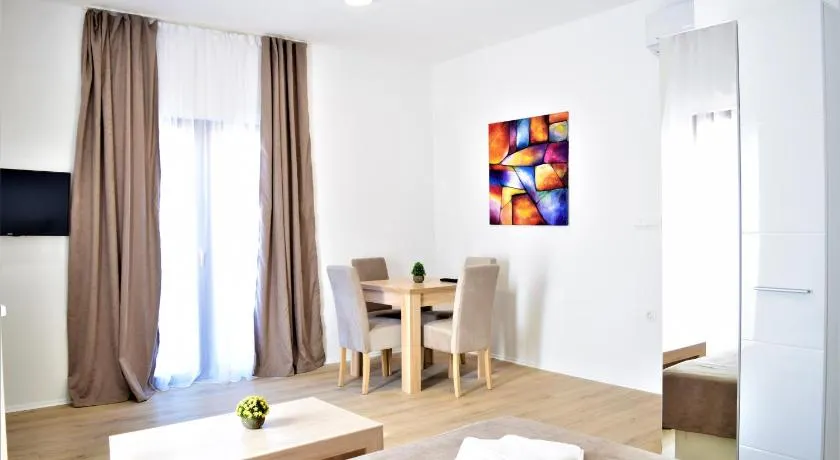 Martinović Rooms - Image 1
