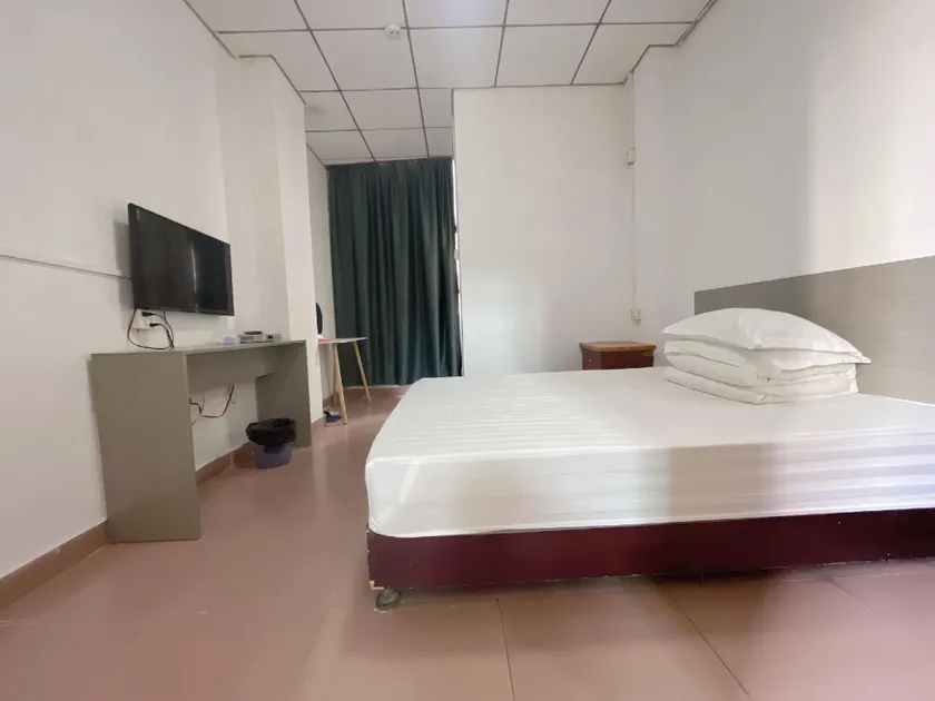 Xingyuan Hotel - Image 1