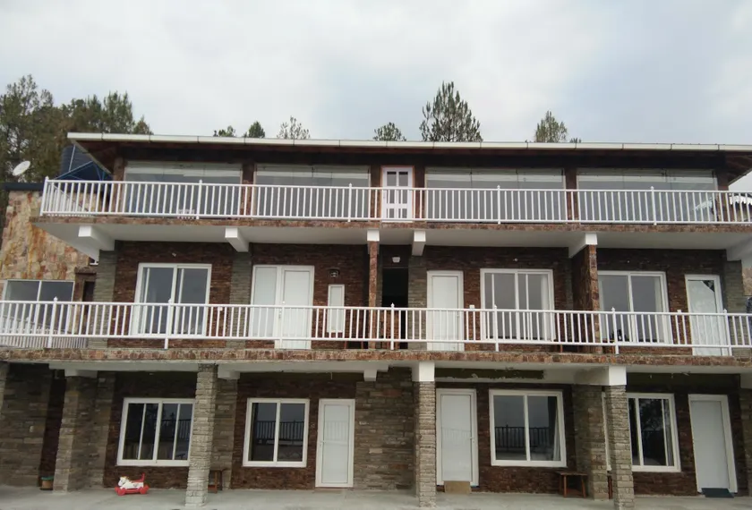 Kasar Rainbow Yoga Retreat - Image 1