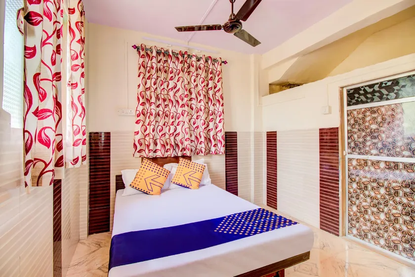SPOT ON Sairaj Lodging & Boarding - Image 1