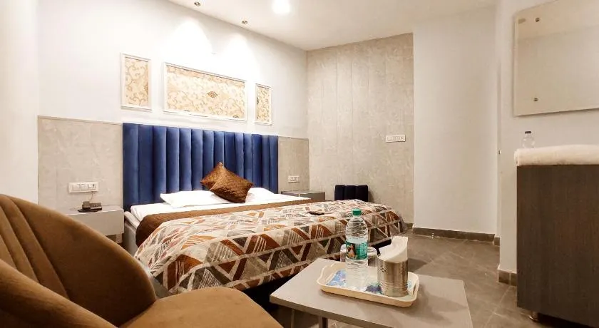 THE RITZ HOTEL - Your Smart And Budget Stay - Image 1