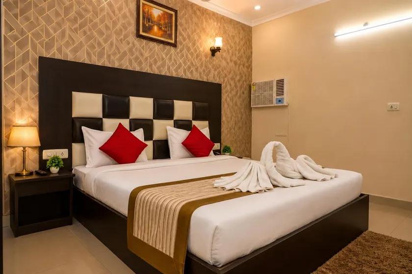 Quality Inn - Image 1