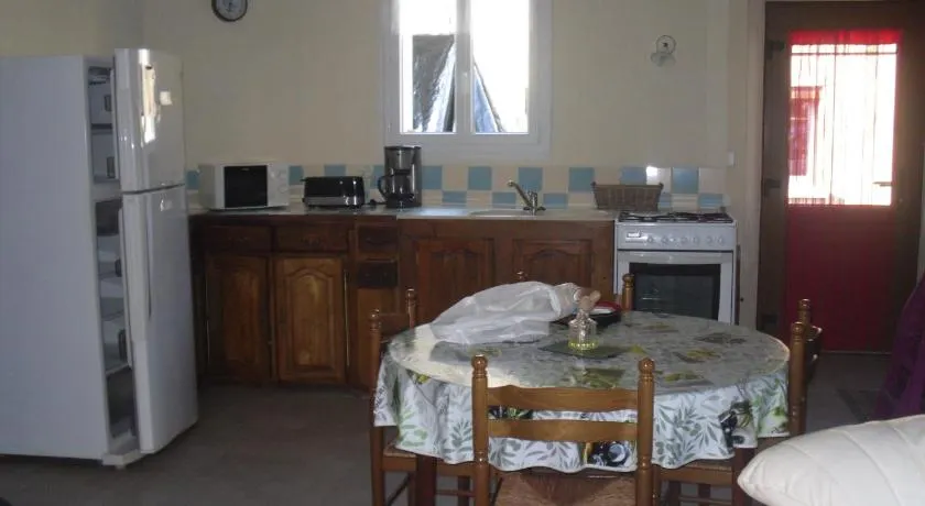 Maison - Chambre d’hôte située au cœur d Asfeld - Image 1