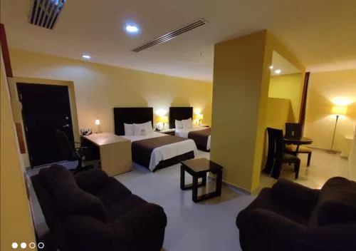 Hipico inn Hotel - Image 1