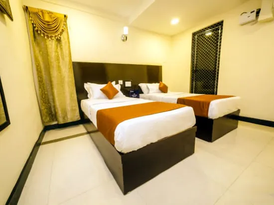 Hotel Sree Square - Image 1