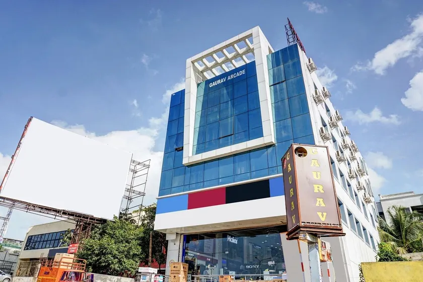 Hotel Gaurav Residency - Image 1