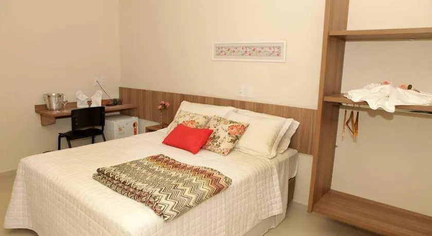 Siena Hotel - Image 1
