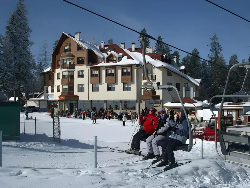 Ice Angels Hotel - Image 1