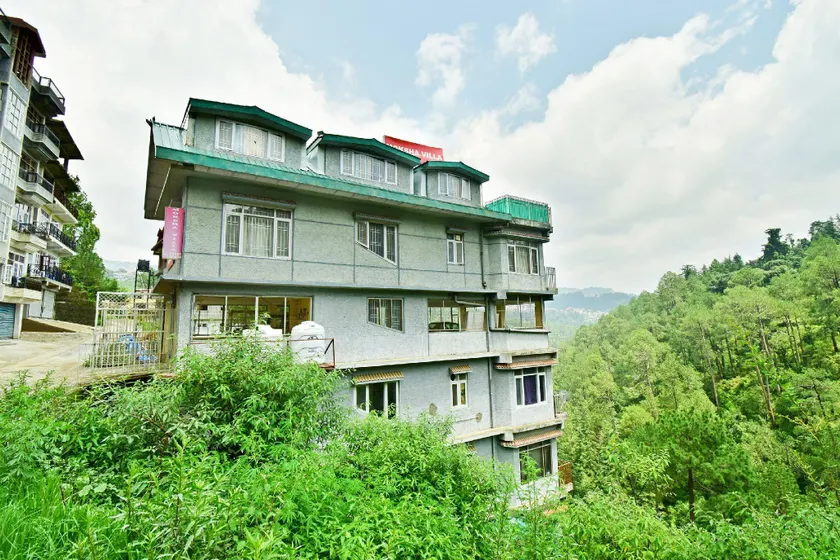 Hotel O Moksh Villa - Image 1