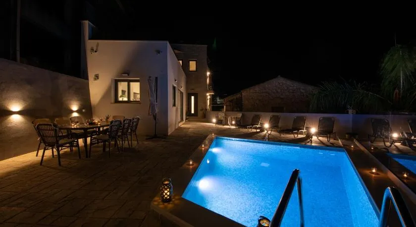 Villa Ioanna NC , an upper class accommodation - Image 1