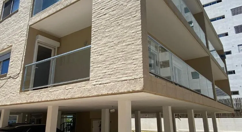 Apartamento en parada 7 de la Brava - Image 1