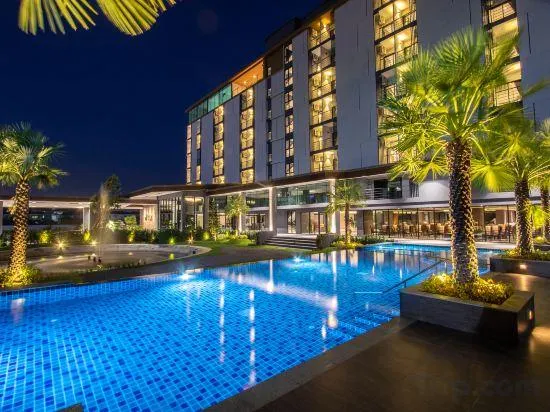 Atrium Suvarnabhumi Hotel - Image 1