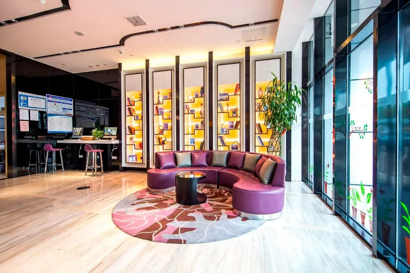 Lavande Hotel Taixing Jiangping Road - Image 1
