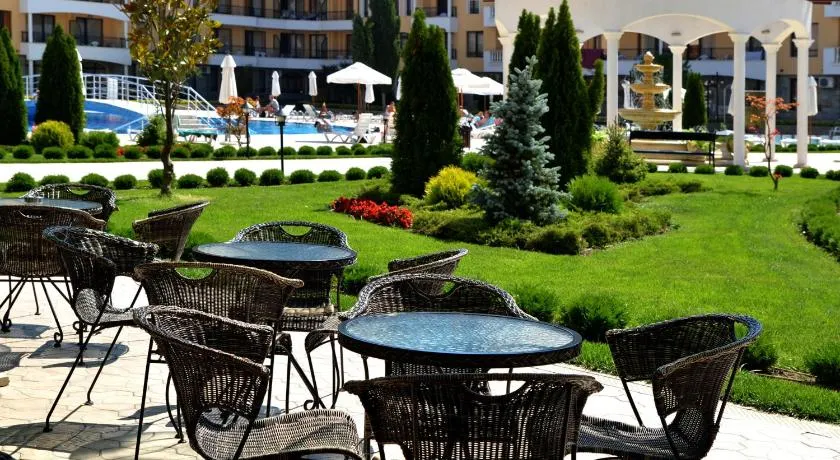 Royal Sun Holiday Apartments - Image 1