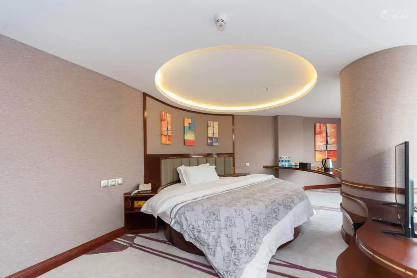 Jinju Business Hotel (Heyuan Zijin Branch) - Image 1