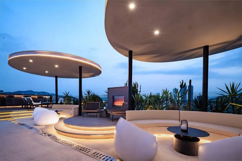 Xiamen Mountain · and Sea View Hotel - Image 1