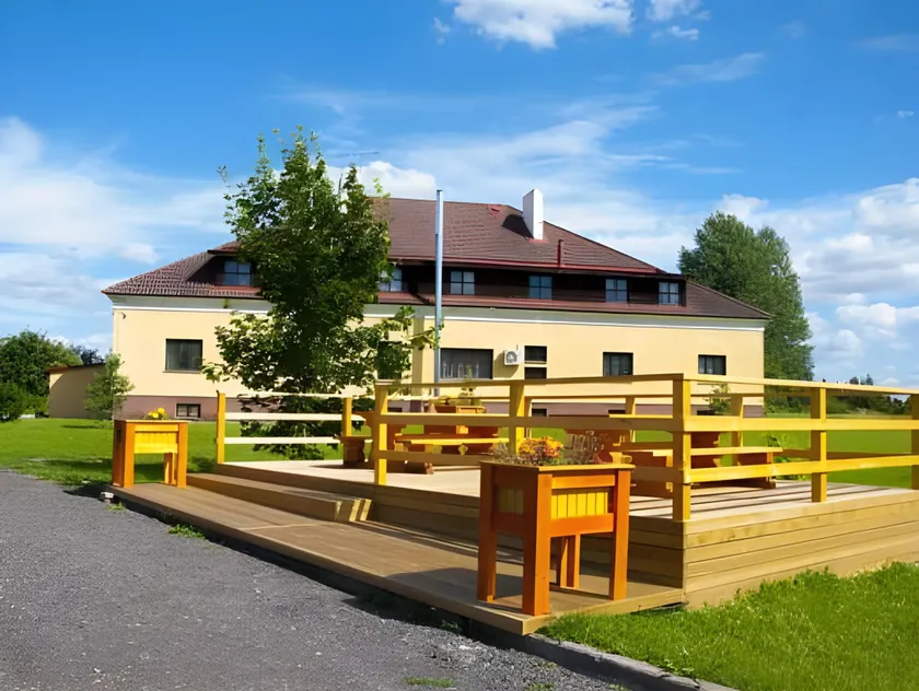 Ruunawere Hotel - Image 1