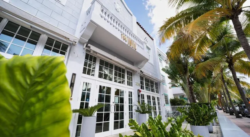 The Julia Hotel - Image 1