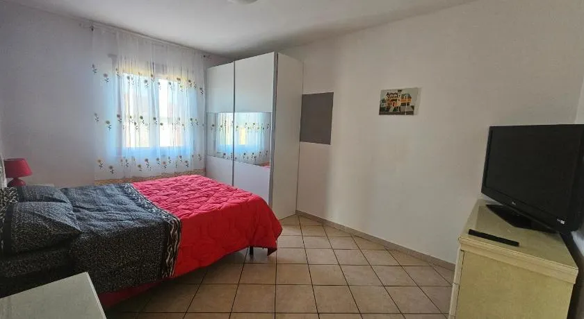 La Villetta Gialla - Image 1