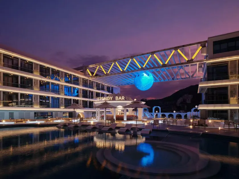 X. Serendy Resort - Image 1