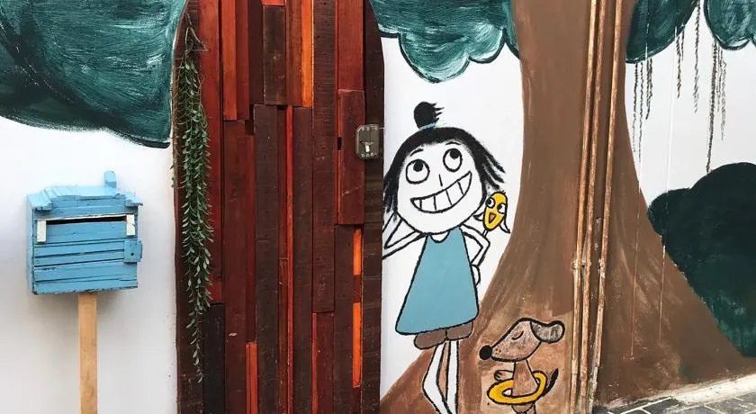 P.O.E Posh Homestay - Image 1