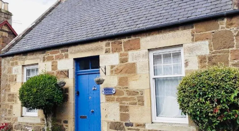 Holmlea Cottage - Image 1