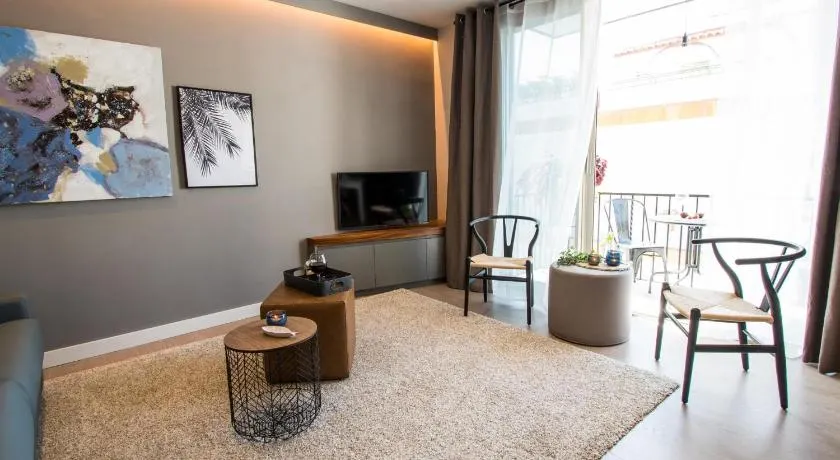 Sitges Spaces Seaside Beach Flat with Terrace - Image 1