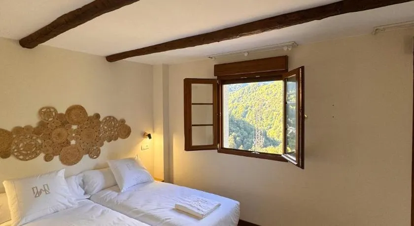 Hotel Rural Valle de Cuaña - Image 1