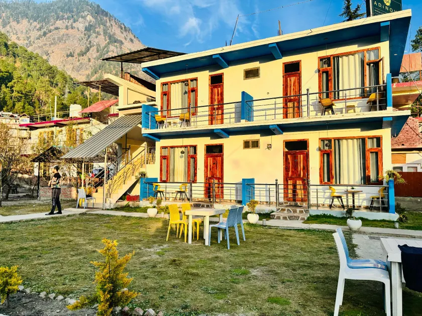 Hotel Adinova - Image 1