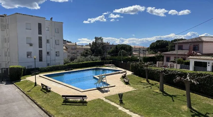Lisboa 4 - Piso con piscina comunitaria - Image 1