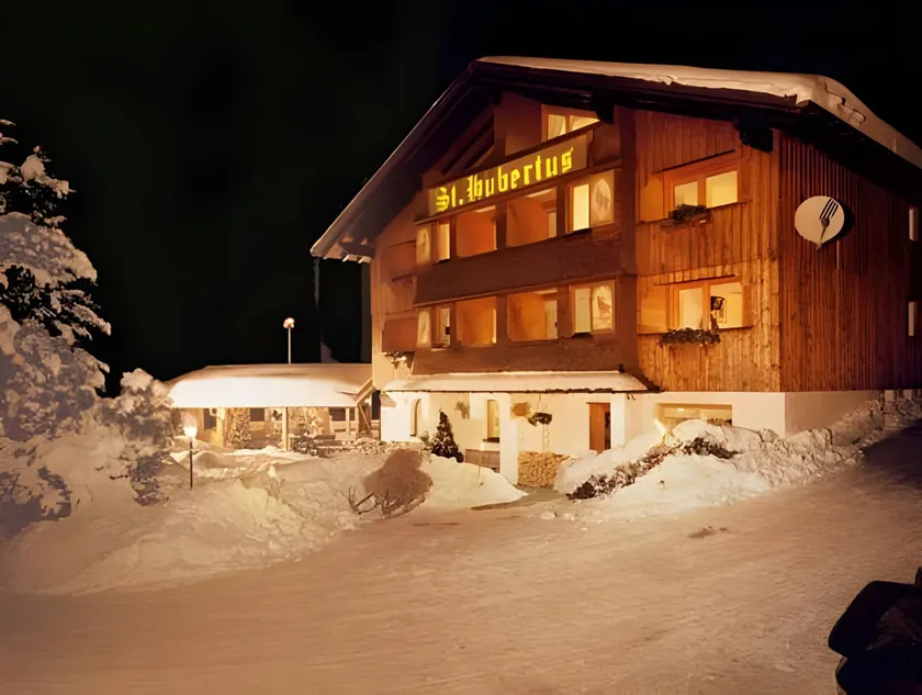 Hotel St Hubertus - Image 1