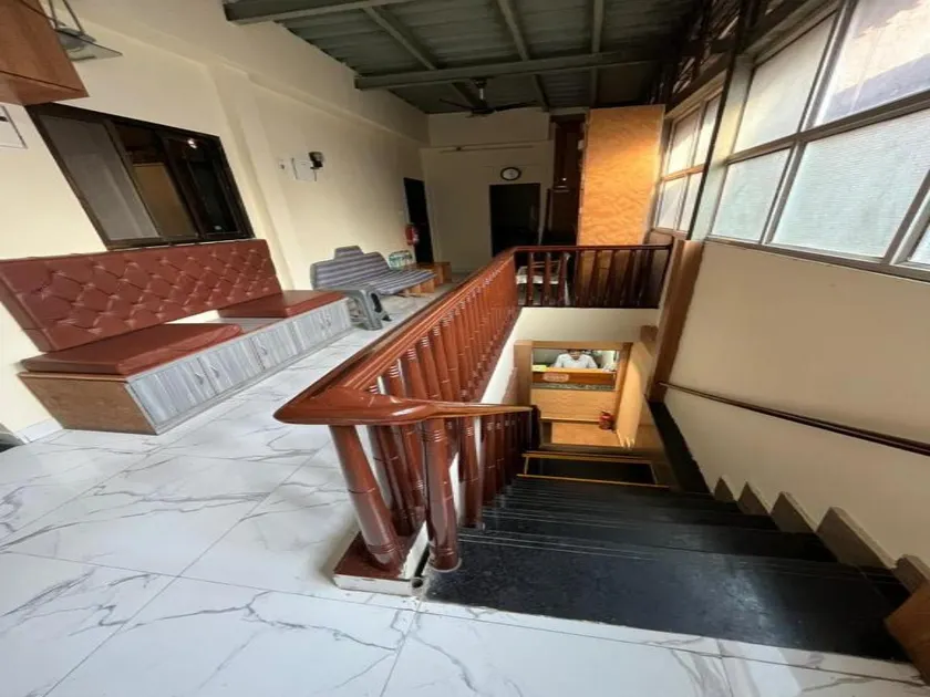 Red House Hostels - POWAI HOSTELS GROUPS - Image 1