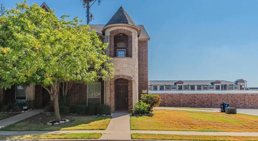 The Castle by the Lake with Pool and Balcony near Grandscape - Image 1