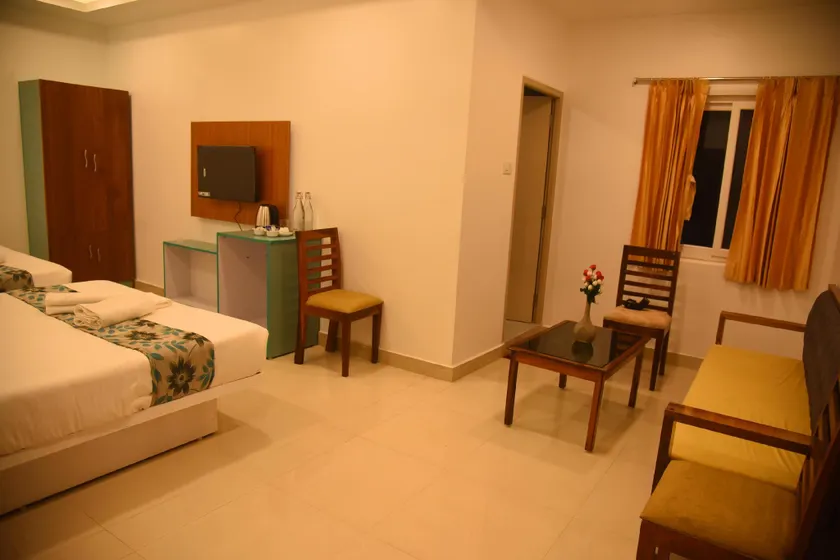 Hotel Urban Heaven - Image 1