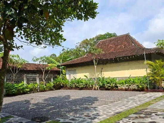 Kinarigiri Villa - Image 1