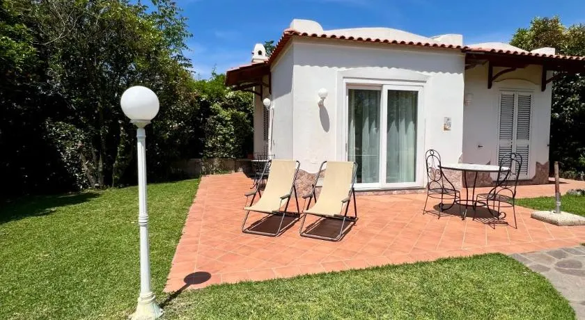 Villa Joyosa Apartments - Image 1