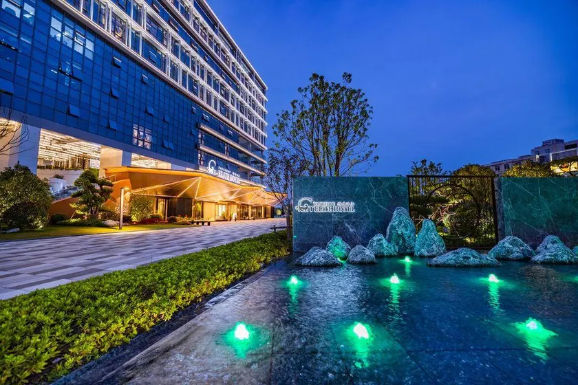 Yangzhou East High-speed Railway Station Elite Hotel - Image 1