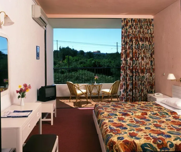 IONIAN PARK - Image 1