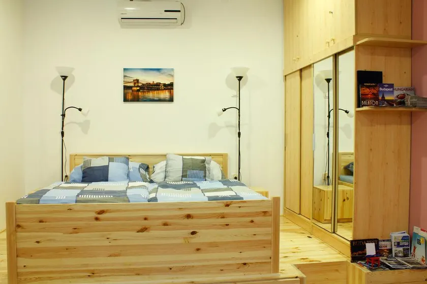 Katona Apartments - Image 1